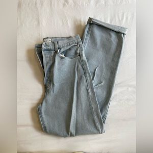 Boutique mom jeans!!